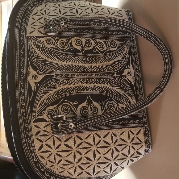 kuta raja Handbags - Souvenier Kuta Raja purse- Made Indonesia